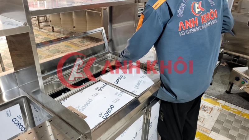 Quầy inox theo yêu cầu Dài 1m80