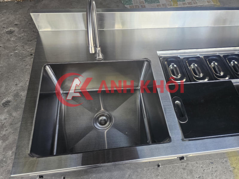 Quầy pha chế inox 1m6