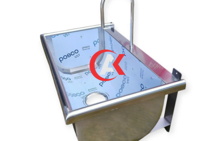 MÁNG TREO TƯỜNG INOX ĐẠP CHÂN THIẾT KẾ BO TRÒN 3 CẠNH M01