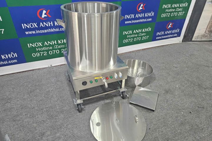 Nồi Nấu Điện 150 Lít Inox 304 Gắn Bánh Xe NND16304